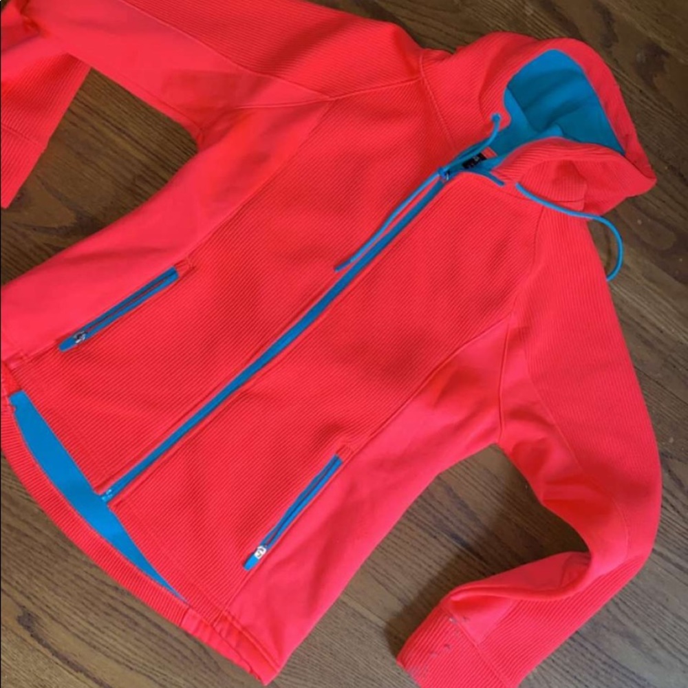 Swiss tech zip up jacket